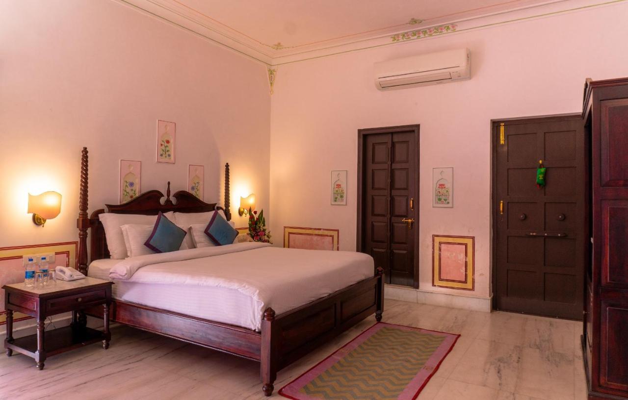 Amar Kothi Hotel Udaipur Luaran gambar