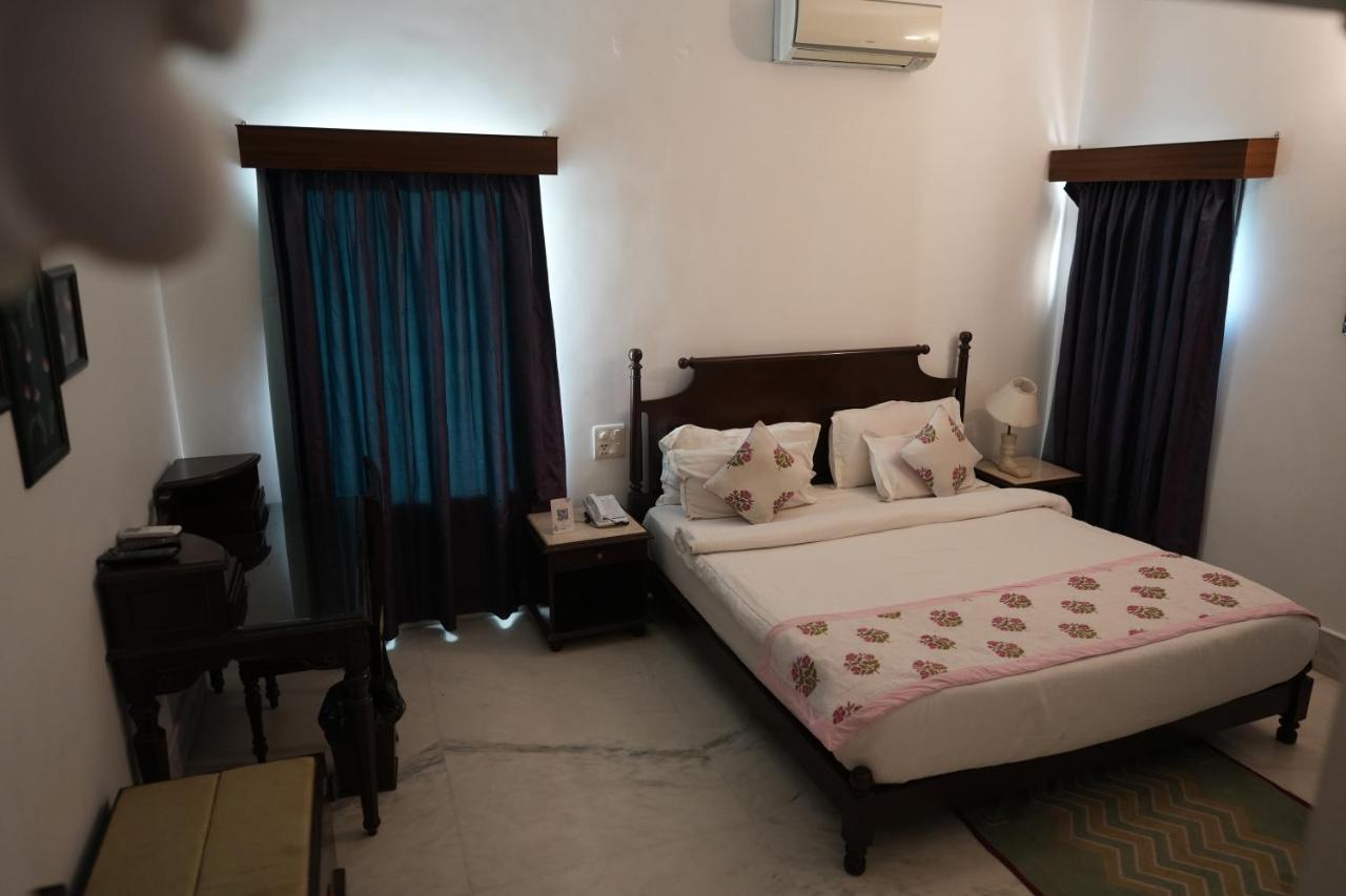 Amar Kothi Hotel Udaipur Luaran gambar